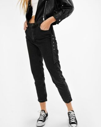 Ripped Mom Jeans